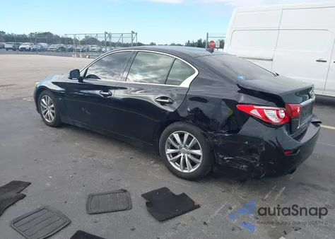 2015 Infiniti Q50 Premium z USA, uszkodzony, nr VIN JN1BV7AP3FM338852